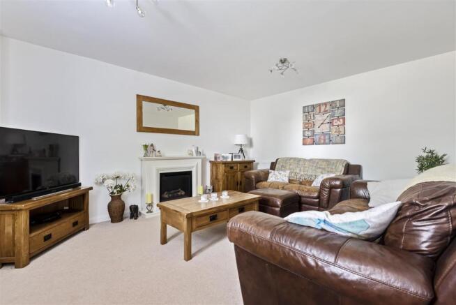 Pinwill Sitting Room.jpg