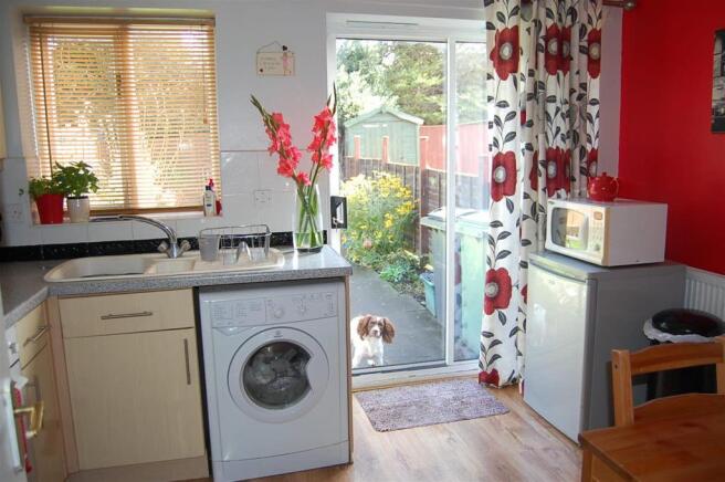 dining kitchen view 