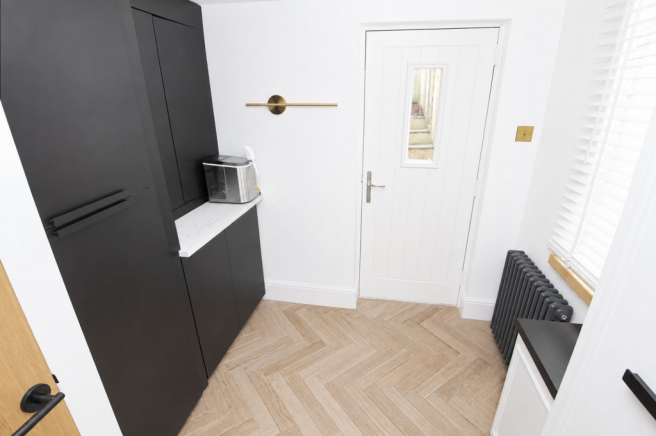 3 bed Semi-Detached for sale Image 11