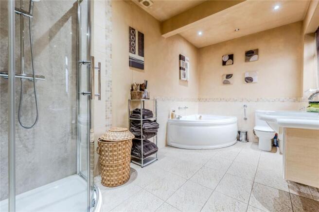 2 bed Detached Bungalow for sale Image 11