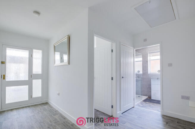 2 bed Detached Bungalow for sale Image 4