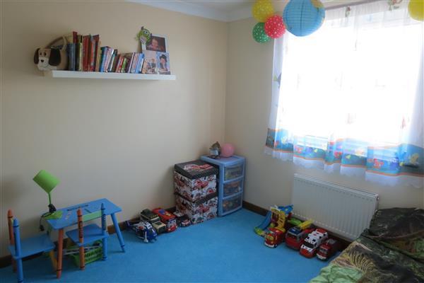 Bedroom 2:
