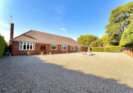 The Straits, LOWER GORNAL, DY3 3BH