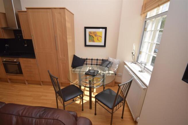 Dining Area .JPG