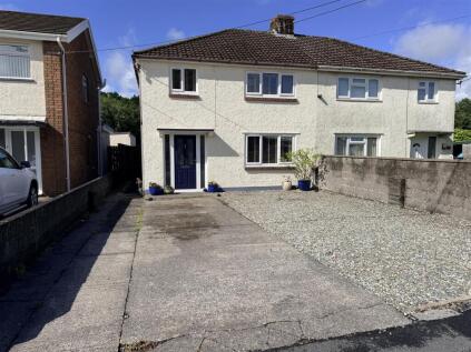 Woodfield Road, Llandybie, Ammanford