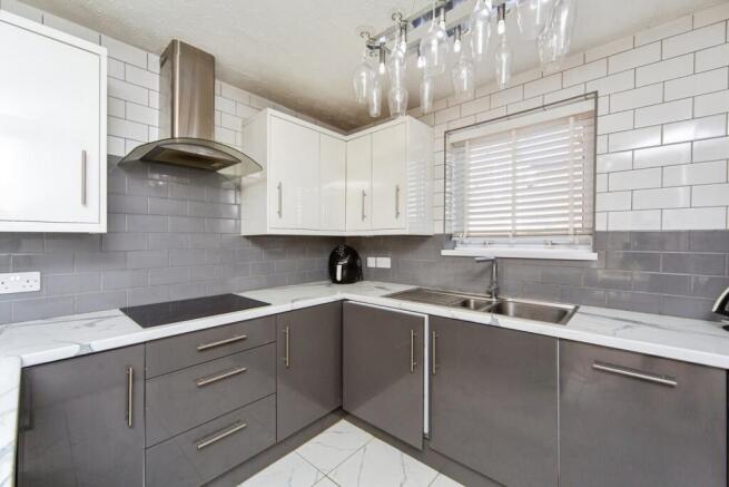 Park Road South, Prenton, CH43 photo 4