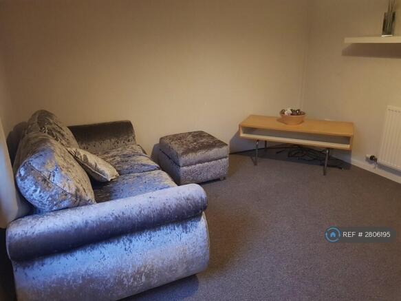 Lounge With Convertible Sofa Bed