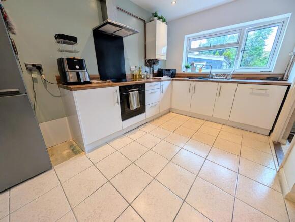 PXL_20250816_0921...