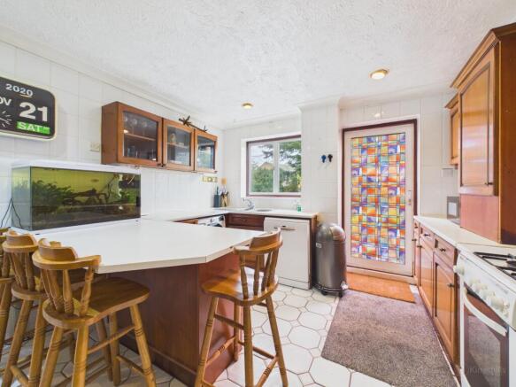 CAM02136G0-PR0524-STILL009