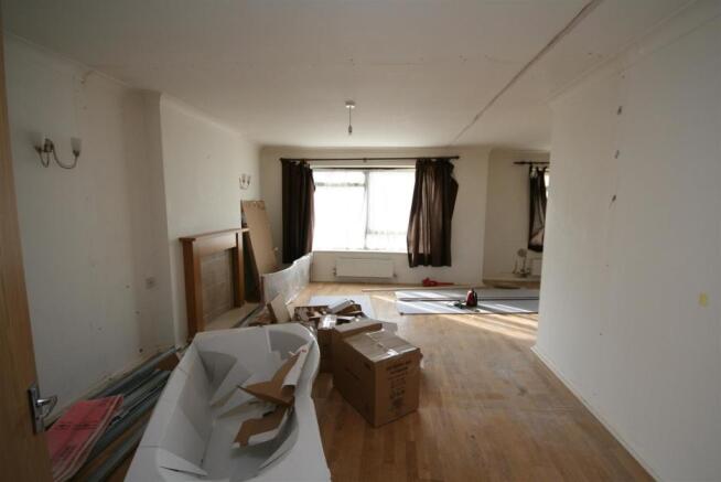 Lounge/dining room