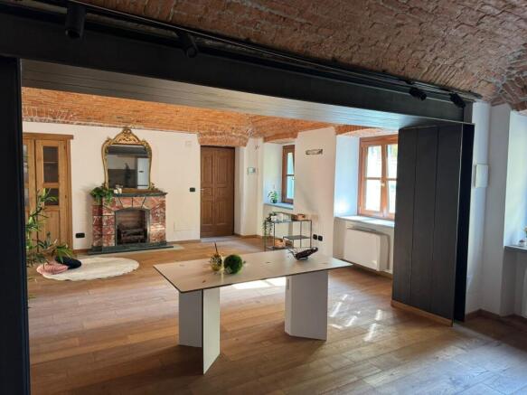 WhatsApp Image 2025-