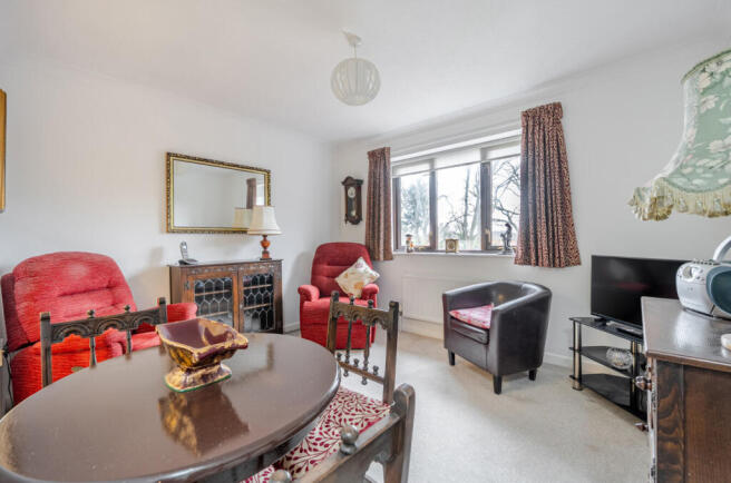 1429966-6-69b80b8...