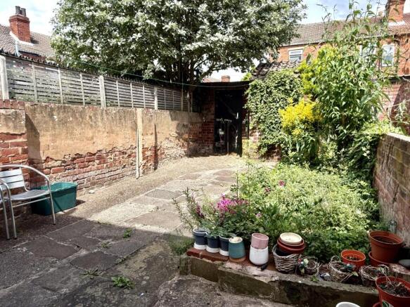 2 bed Terraced for sale Image 4