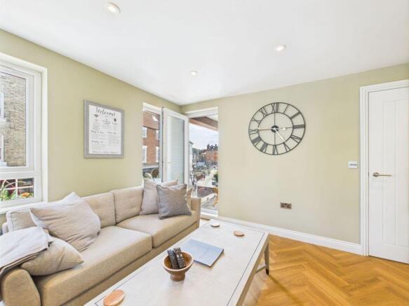 1 bed Apartment for sale Image 6