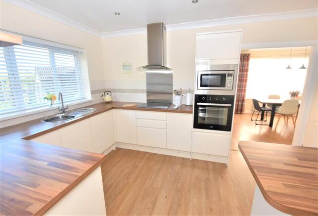 Kitchen/Breakfast