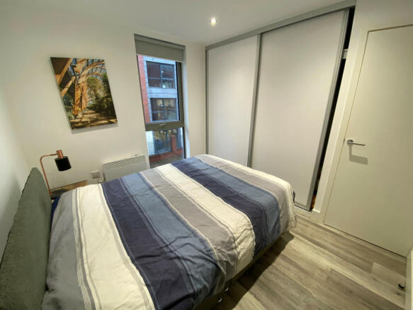 1 bed Apartment to rent Image 4