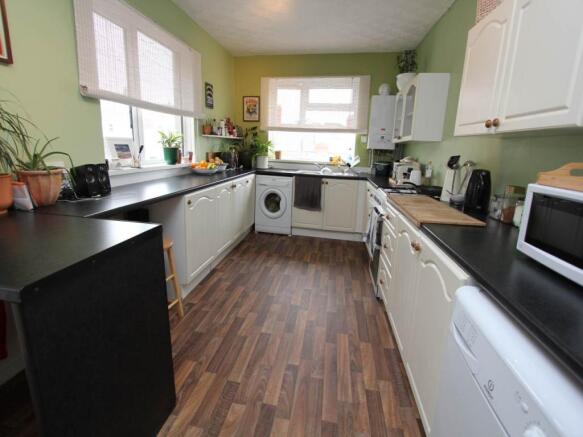 Kitchen/Breakfast Ro
