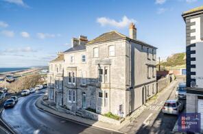 6, Albion Crescent, Portland DT5 1AQ