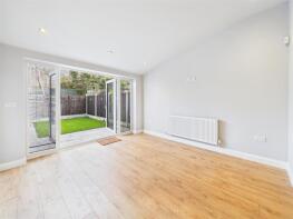 17, Eccles Way, Nottingham NG3 3DG