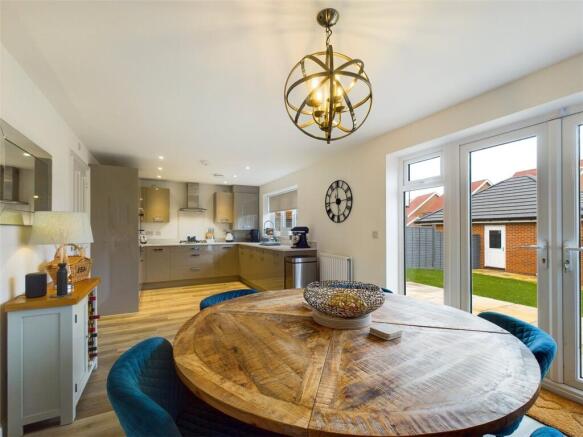Kitchen/Dining Room