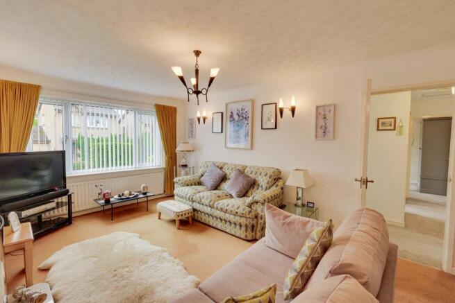 3 bed Bungalow for sale Image 4