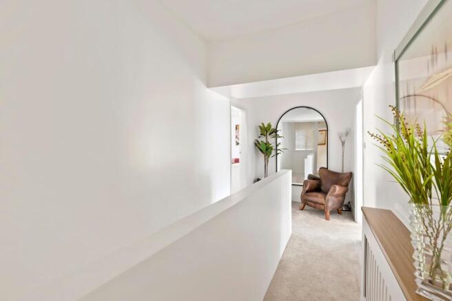6 bed Flat for sale Image 12