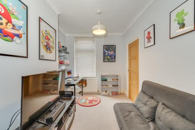 3 bed Terraced for sale Image 11