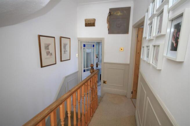 FIRST FLOOR LANDING