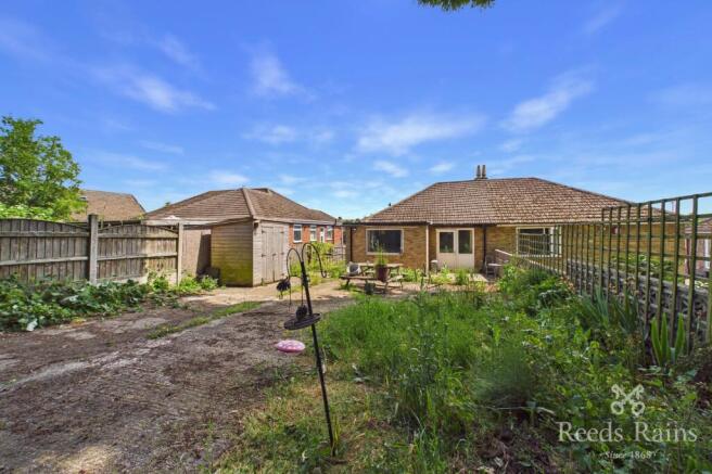 2 bed Bungalow for sale Image 12