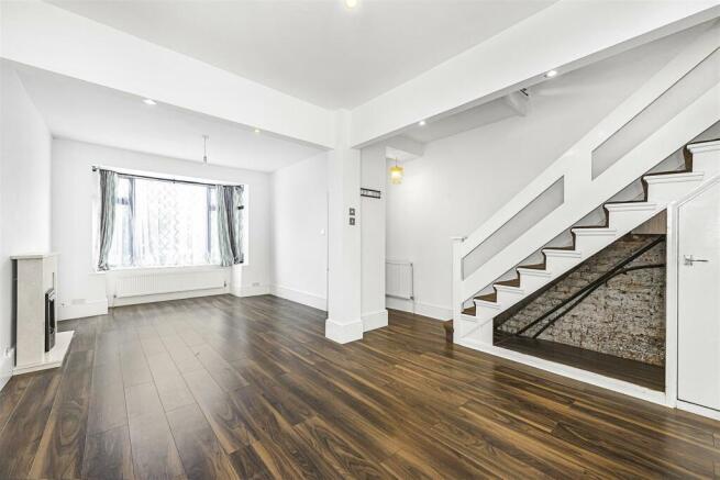 132   Leslie Road -008.jpg