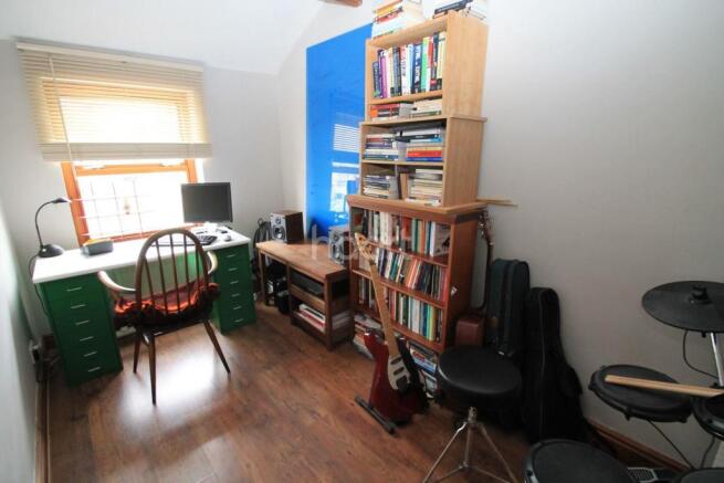 Photo 11