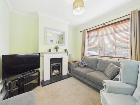 3 bed Terraced for sale Image 4