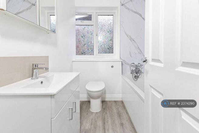 1st Floor Bathroom