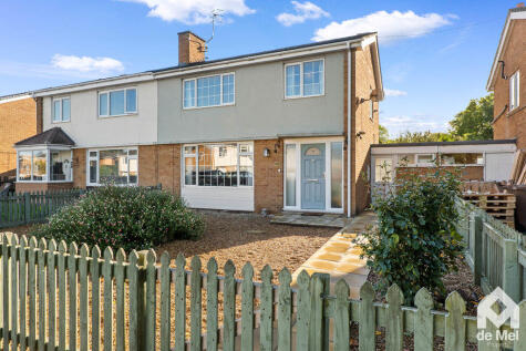 Meadow Road, South Littleton