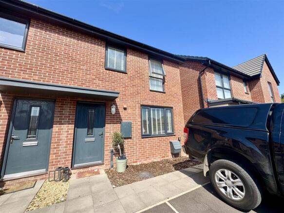 BOWSTRING CLOSE