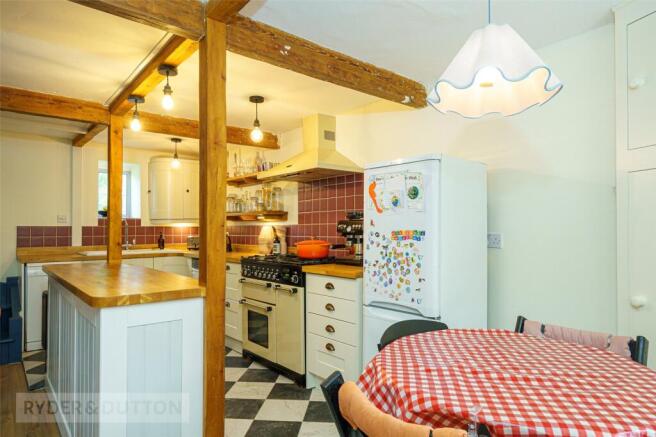 3 bed Terraced for sale Image 5