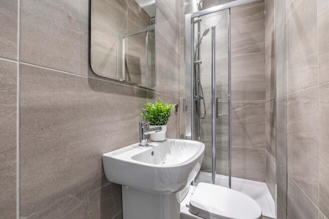 6 bed Terraced to rent Image 7