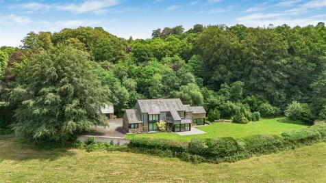 Tamar Valley - Approx. 1 Acre in total