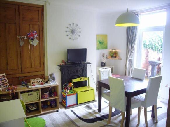 Photo 3