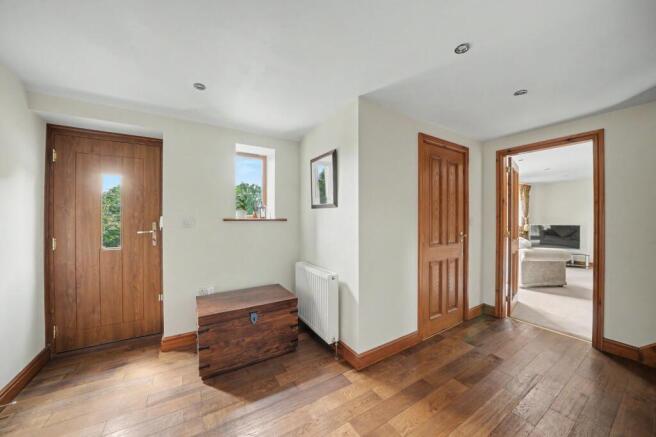 4 bed Detached for sale Image 5