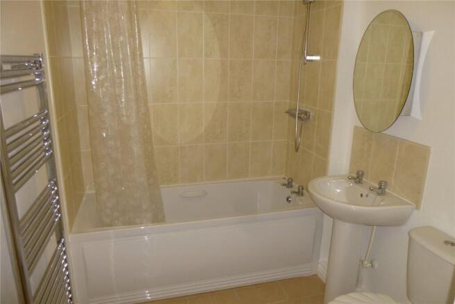 2 bed Flat to rent Image 7