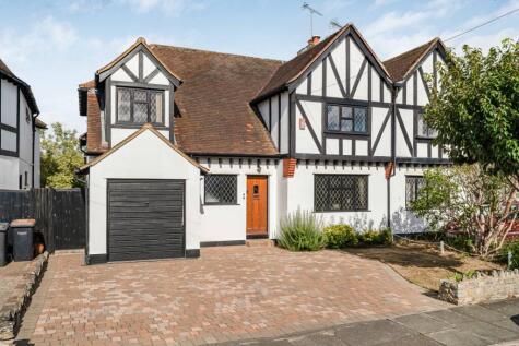 Manor Way, Egham, Surrey, TW20