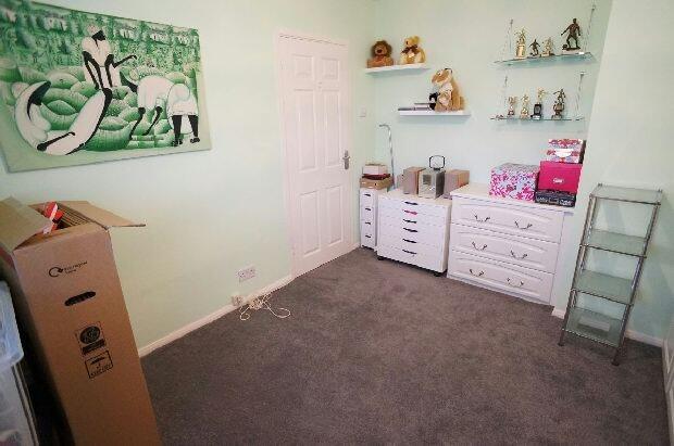 3rd Photo of Bed 3