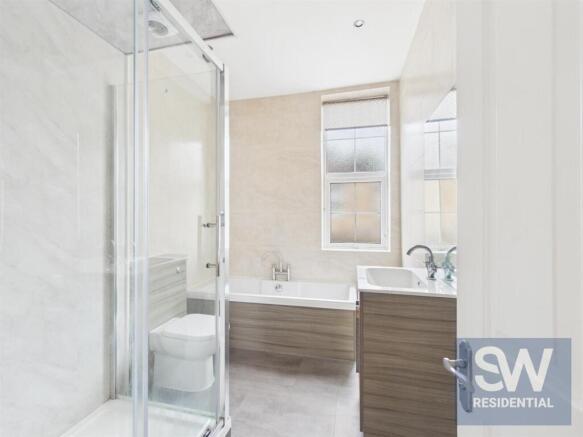 2 bed Apartment for sale Image 7