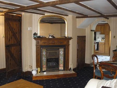 Lounge 2