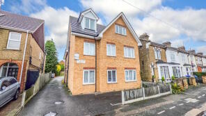 Flat 1, 3 Ash Tree Court, Carlisle Road, Romford RM1 2QP