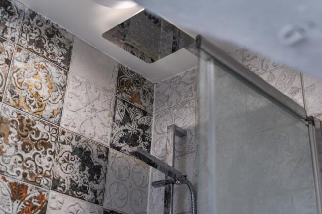 Bathroom image