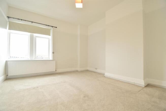 1 bed Flat to rent Image 8