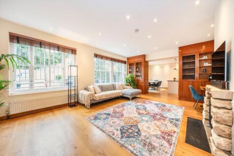 Adrian Mews, Chelsea