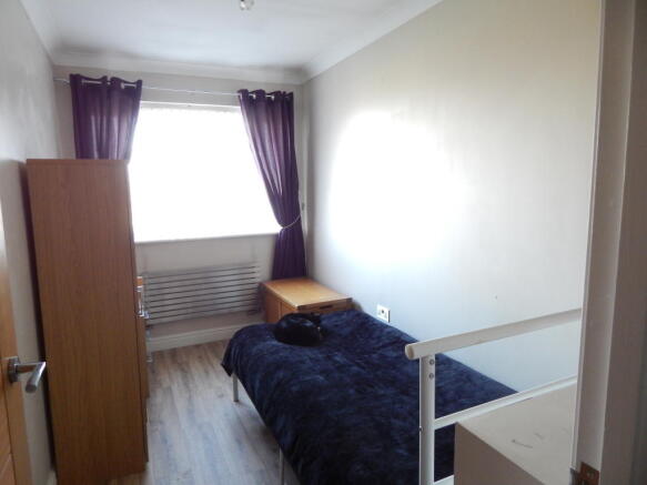 Bed5.JPG